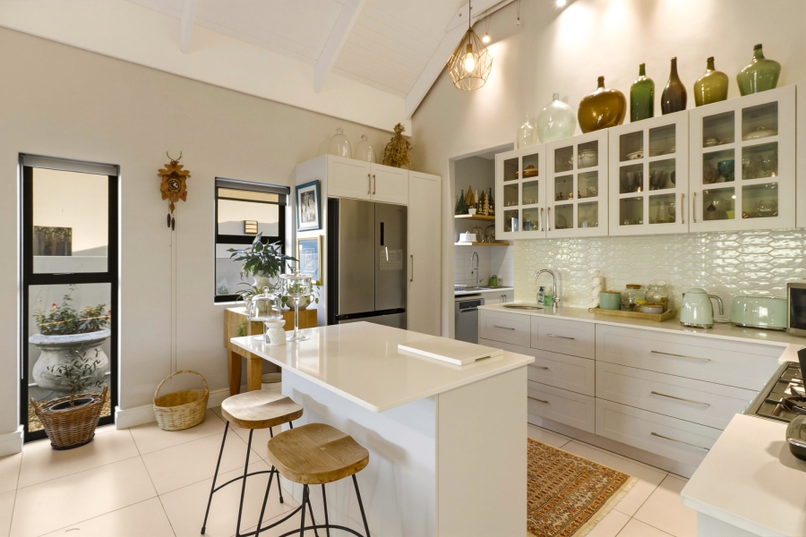 3 Bedroom Property for Sale in Aan de Wijnlanden Western Cape